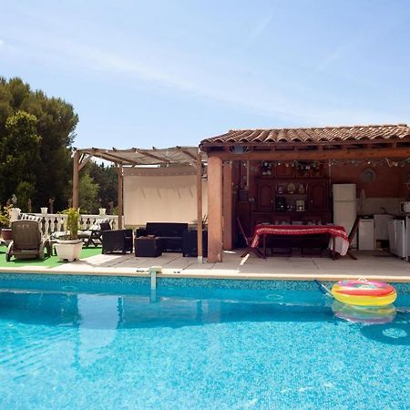 Appartement Avec Piscine Et Cuisine Roquefort la Bedoule Bagian luar foto